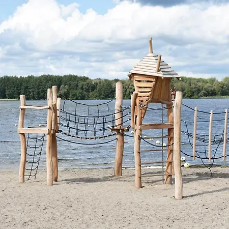 Strandparc Nulde * Putten